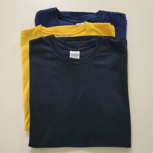 Gildan Men's Crewneck Short Sleeve T-Shirts Lot of 3 - Picture 6 of 15